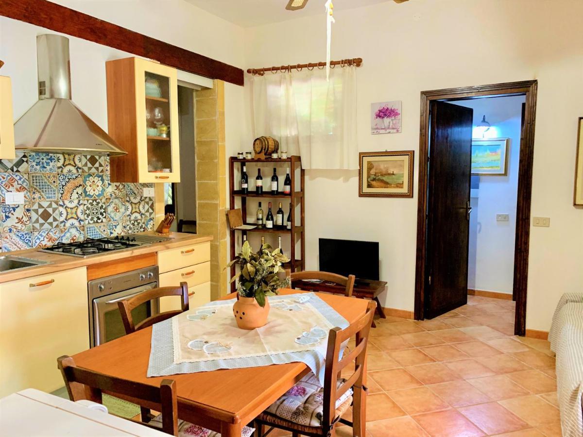 Villa Siciliana Con Piscina "Dal Picciotto" مارسالا المظهر الخارجي الصورة