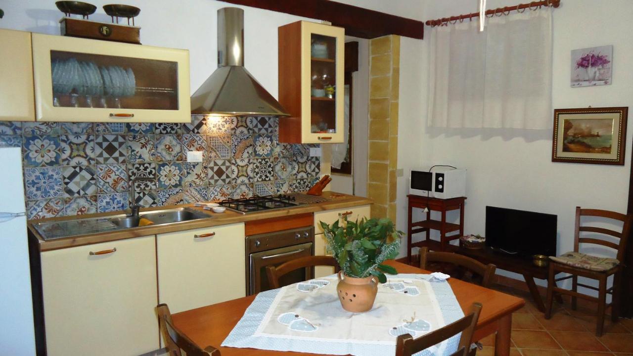 Villa Siciliana Con Piscina "Dal Picciotto" مارسالا المظهر الخارجي الصورة